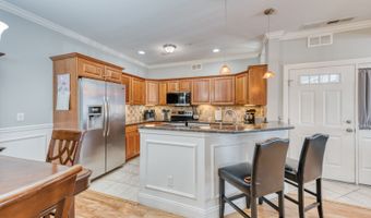 95 S Ridge Ln E102, Berlin, CT 06037