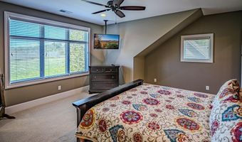 214 Pasture Ln, Banner Elk, NC 28604