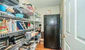 2 REDFERN Pl, Boonsboro, MD 21713