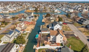 59 Purdy Ln, Amityville, NY 11701