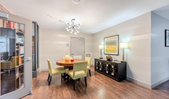 1021 N GARFIELD St 318, Arlington, VA 22201