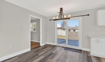 6307 COTTONWOOD Dr, Alexandria, VA 22310