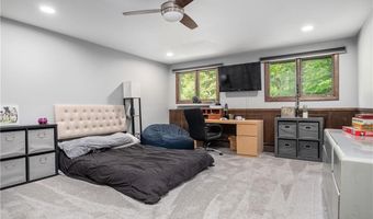 24 Lincoln Dr, North Smithfield, RI 02896