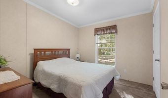 912 22nd Ct, Bell, FL 32619