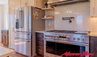 31 Iron Creek Dr, Cody, WY 82414