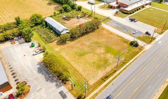 537 S Main St, Bishopville, SC 29010