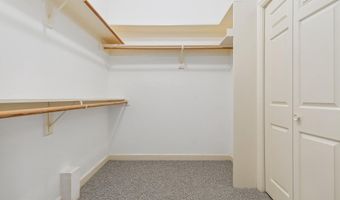 6801 CAPRI Pl, Bethesda, MD 20817