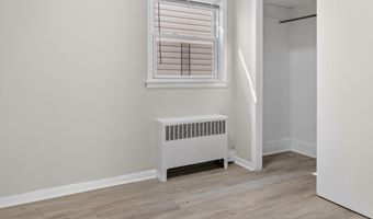 12 W 10TH St, Bayonne, NJ 07002