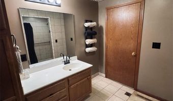 22598 700th Ave, Albert Lea, MN 56007