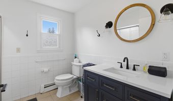 212 Dewey St, Bennington, VT 05201