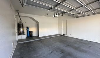 2251 E AZALEA Dr, Chandler, AZ 85286