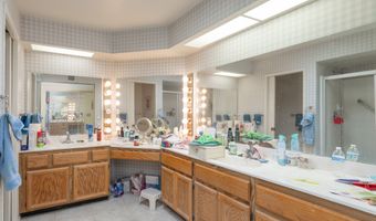 26213 S LAKEWOOD Dr 18, Sun Lakes, AZ 85248
