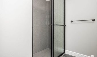 1803 NW 17th St, Abilene, KS 67410