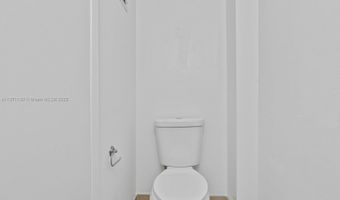 9800 W Bay Harbor Dr 308, Bay Harbor Islands, FL 33154