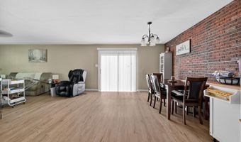 201 Walker Ave, Aurora, IN 47001