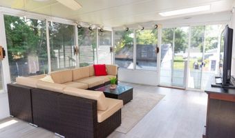 25 S Valley Rd, Bayonne, NJ 07035