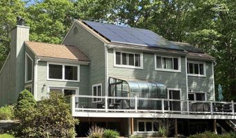 37 Standish Way, Amherst, NH 03031