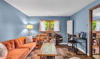 26 Allen Dr, Allentown, NJ 08501