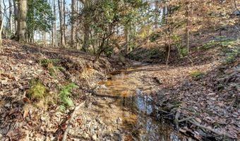 4935 Tanners Spring Dr, Alpharetta, GA 30022