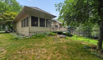 7480 Majestic Woods Dr, Argentine, MI 48451