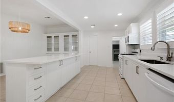109 COURT St, Bay St. Louis, MS 39520