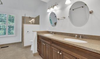 43564 GOLDEN Mdw, Ashburn, VA 20147