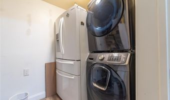 40 Cedar St, Johnston, RI 02919