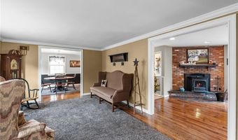 1 Leahy St, East Providence, RI 02916