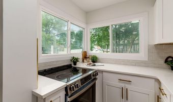 2845 Fremont St, Columbus, OH 43204