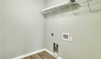 466 East St, Austin, IN 47102