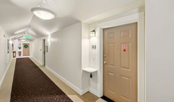 983 Golden Aspen Pl, Ashland, OR 97520