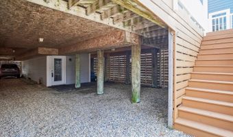 214 2ND St, Bethany Beach, DE 19930