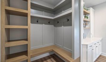 6003 NE Sherman Dr, Ankeny, IA 50021