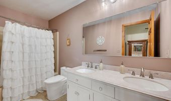 140 Point Ridge Rd, Berlin, VT 05641