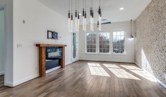 5015 Meridian Ln 1102, Addison, TX 75001