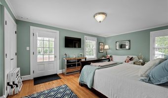 636 Lebrun Rd, Amherst, NY 14226