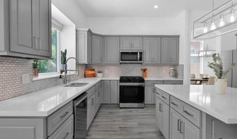5040 W LAREDO St, Chandler, AZ 85226