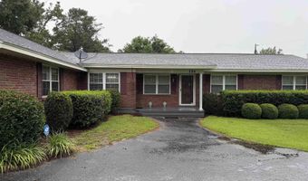 154 Perry Ln, Atmore, AL 36502