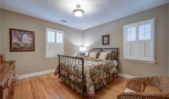 26 Kensington Rd, Avondale Estates, GA 30002