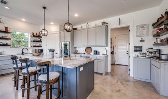 172 Cowan Xing, Alvord, TX 76225