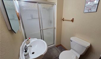 131 W 5th St, Adrian, MO 64720