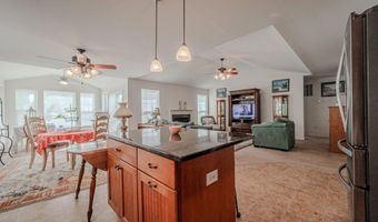 92 RIVER CLIFF Cir, Felton, DE 19943