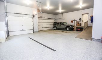 2405 NW 16th Ave, Aberdeen, SD 57401