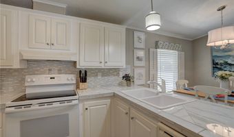 915 Vireo Dr, Barefoot Bay, FL 32976