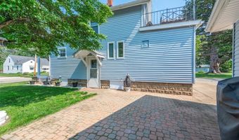 611 West St, Amherst, OH 44001