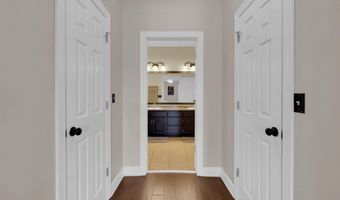 75 Pebble Brook Dr, Albertville, AL 35951