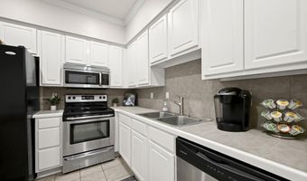 2210 Christian St #4, Baton Rouge, LA 70808