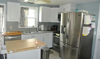 4 Eden Park Dr, Cranston, RI 02910