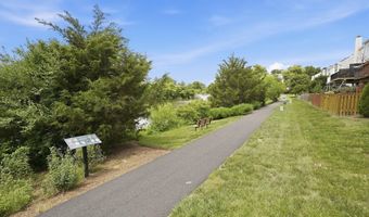 44125 TIPPECANOE Ter, Ashburn, VA 20147