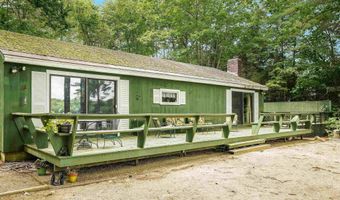 4 Clark Island Rd, Amherst, NH 03031